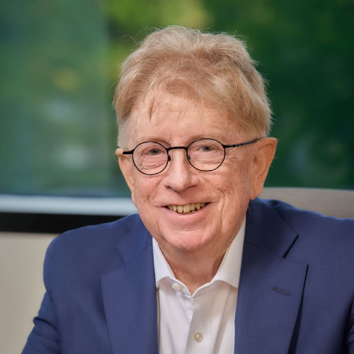 Headshot of Albert Zalcmann, President and CEO of UTRS